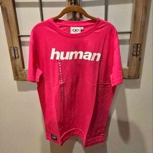 Queer Eye Human Tee Size Meduim